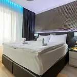 The Queen Luxury - Medici *