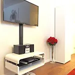 The Queen Luxury - Medici