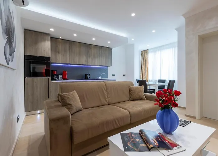 The Queen Luxury - Medici Appartamento