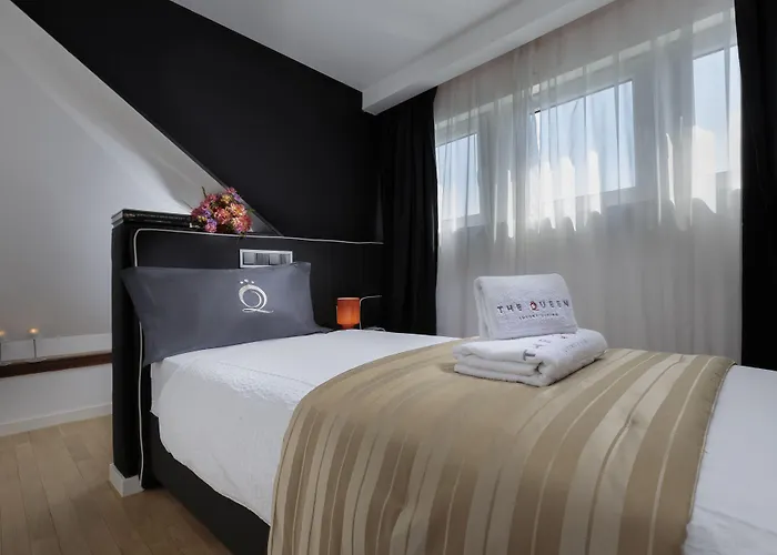 The Queen Luxury - Medici Appartamento *