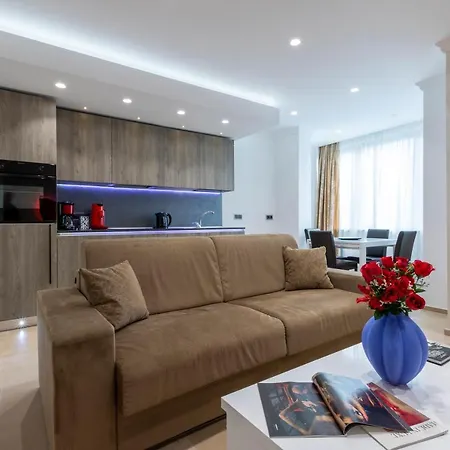 The Queen Luxury - Medici 아파트