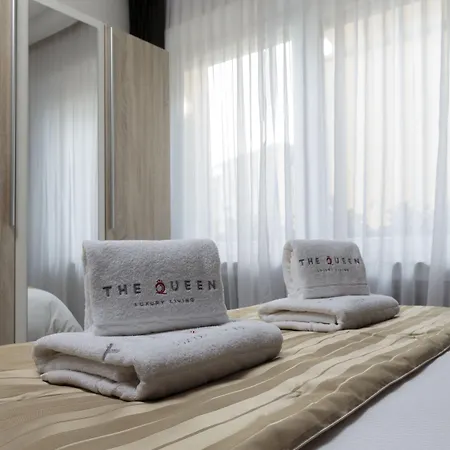 The Queen Luxury - Medici شقة *