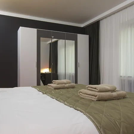 The Queen Luxury - Medici