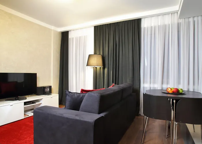 The Queen Luxury - Medici * Luxemburg