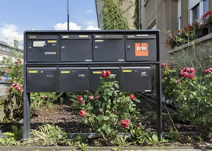 The Queen Luxury - Medici Λουξεμβούργο