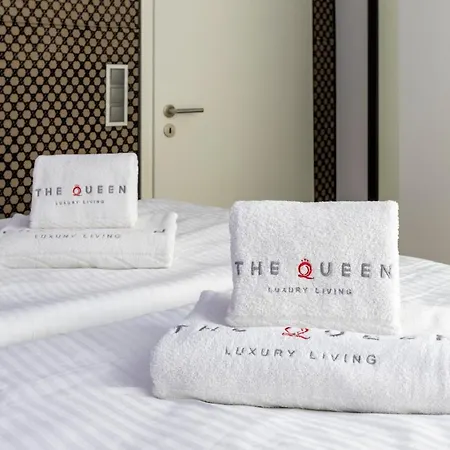 The Queen Luxury - Medici Апартаменты *