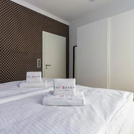 Апартаменты The Queen Luxury - Medici