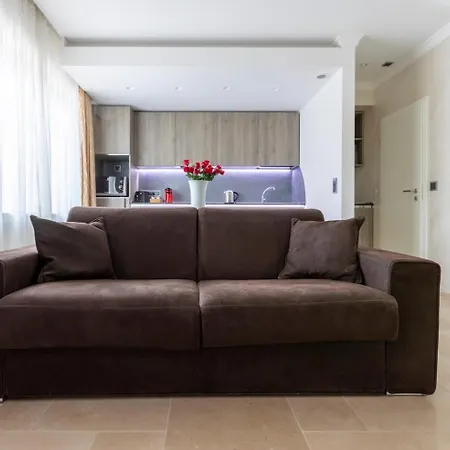 The Queen Luxury - Medici Apartment Luxembourg
