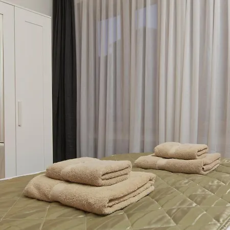 Apartment The Queen Luxury - Medici *
