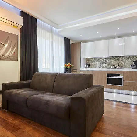 The Queen Luxury - Medici Apartment Luxembourg