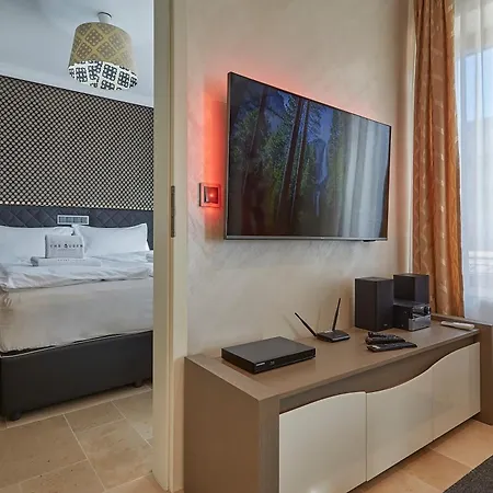 The Queen Luxury - Medici Apartment