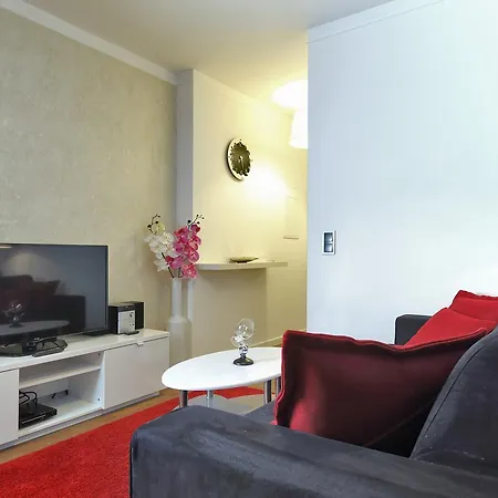 The Queen Luxury - Medici Apartment Luxembourg